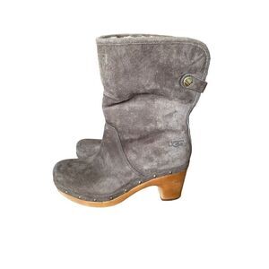 UGG women’s wood sole clog, boots, brown suede, size 5